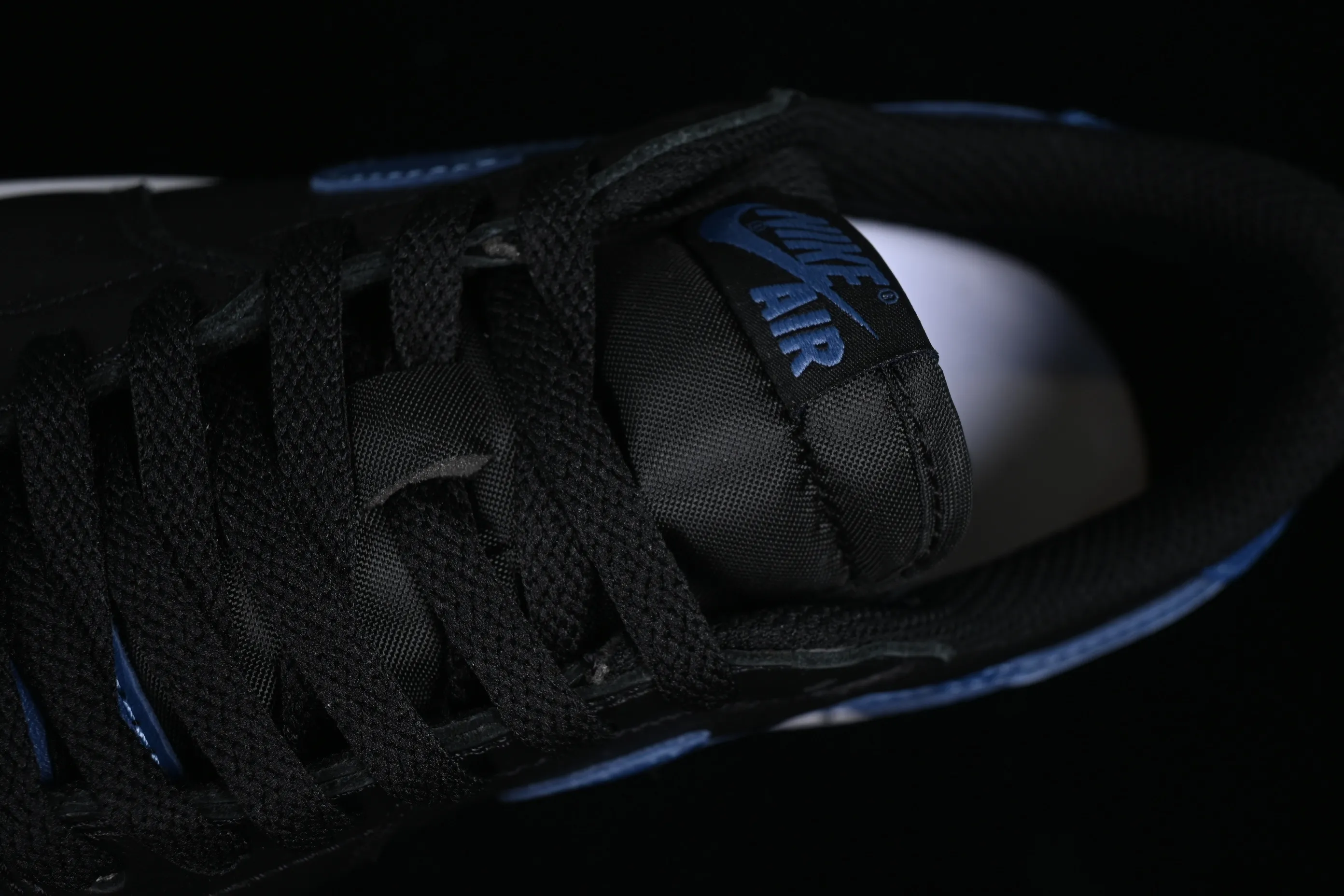 All categories Air Jordan Jordan series basketball shoes Air Jordan 1 Low G version pure original Air Jordan 1 Low OG AJ1 Joe 1 customized version black and blue full head layer low-top basketball shoes CZ0775-041